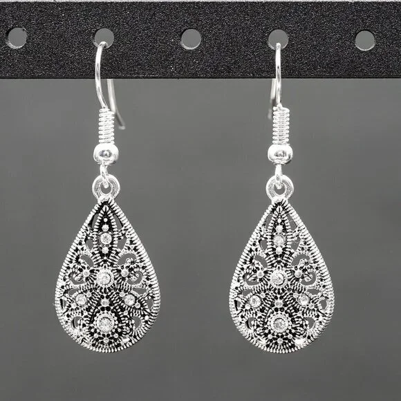 Antique Silver Filigree Teardrop Necklace and Earring Set - Picture 3 of 7